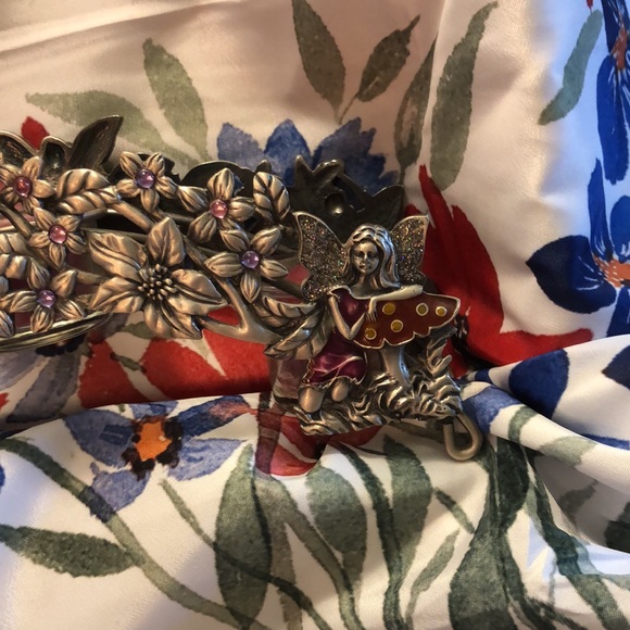 Partylite - Three Votive Candle Holder with Votives, candles, jewels and fairies - Picture 7 of 10